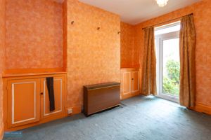 Dining room- click for photo gallery